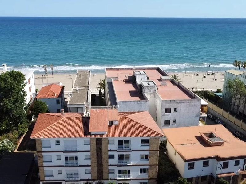 GOLDEN COAST CALAFELL 2の写真
