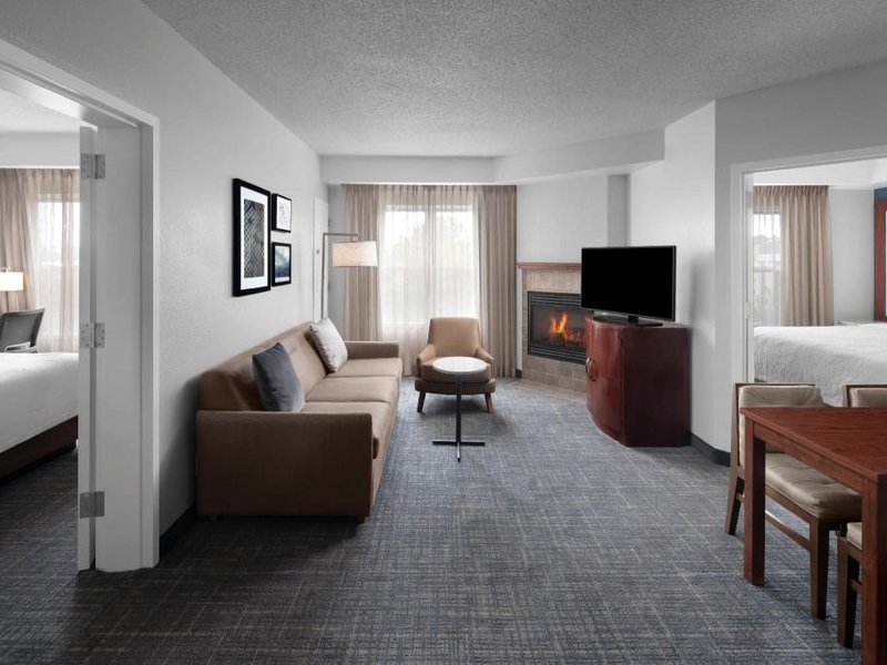 レジデンス　イン　イースト　ラザフォード　メドウランズ (Residence Inn East Rutherford Meadowlands)の写真