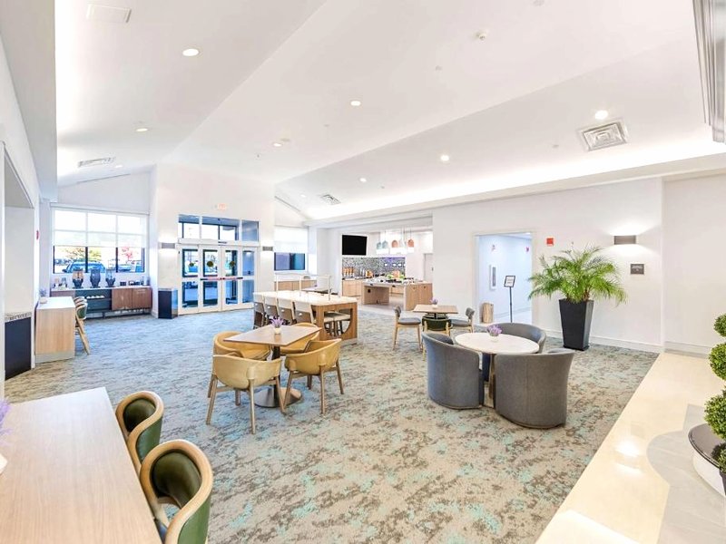 Homewood Suites by Hilton East Rutherford-Meadowlandsの写真