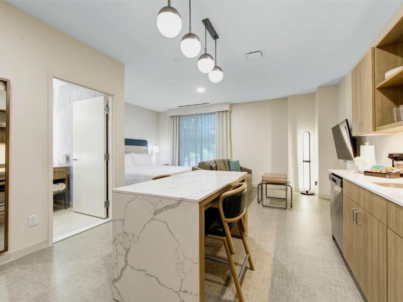 Homewood Suites by Hilton East Rutherford-Meadowlandsの写真