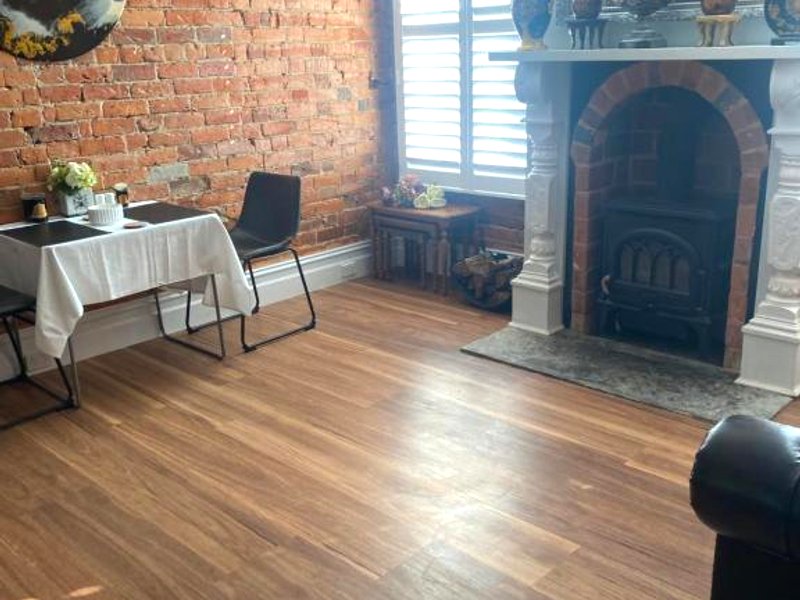 Rose gold cottageの写真