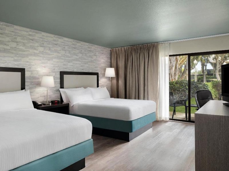 カールズバッド バイ ザ シー ホテル (Carlsbad by the Sea Hotel)の写真