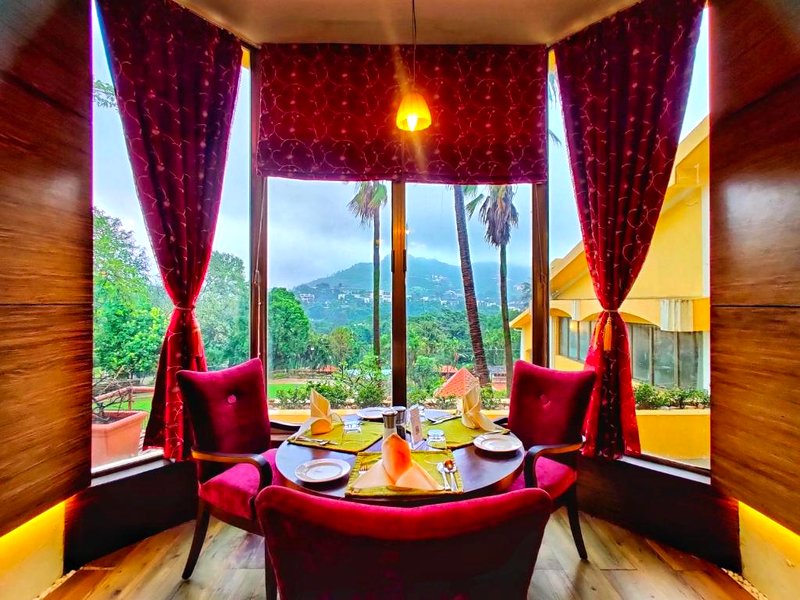 Fariyas Resort, Lonavalaの写真