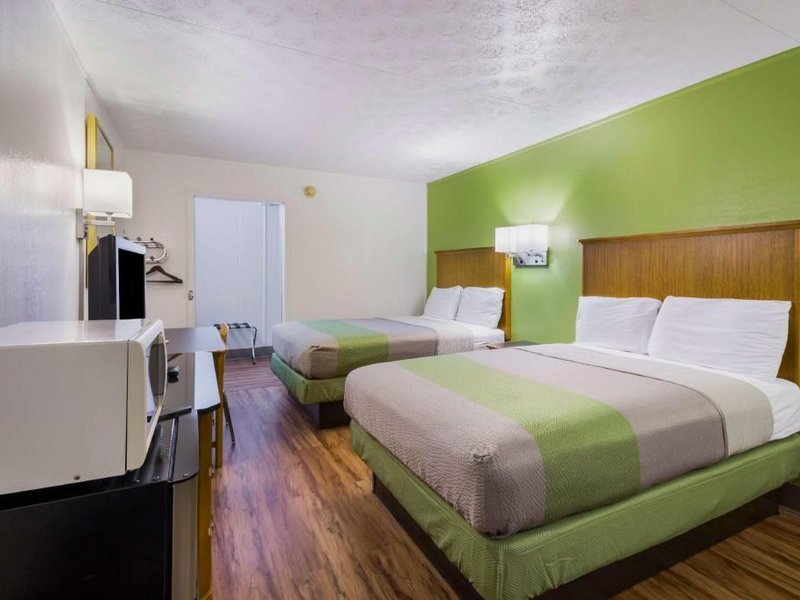 Motel 6 Parkersburg, WVの写真