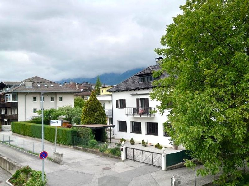 Hall in Tirol erster Stock Nordの写真