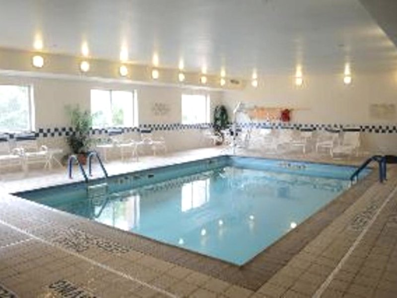 Fairfield Inn Indianapolis Andersonの写真