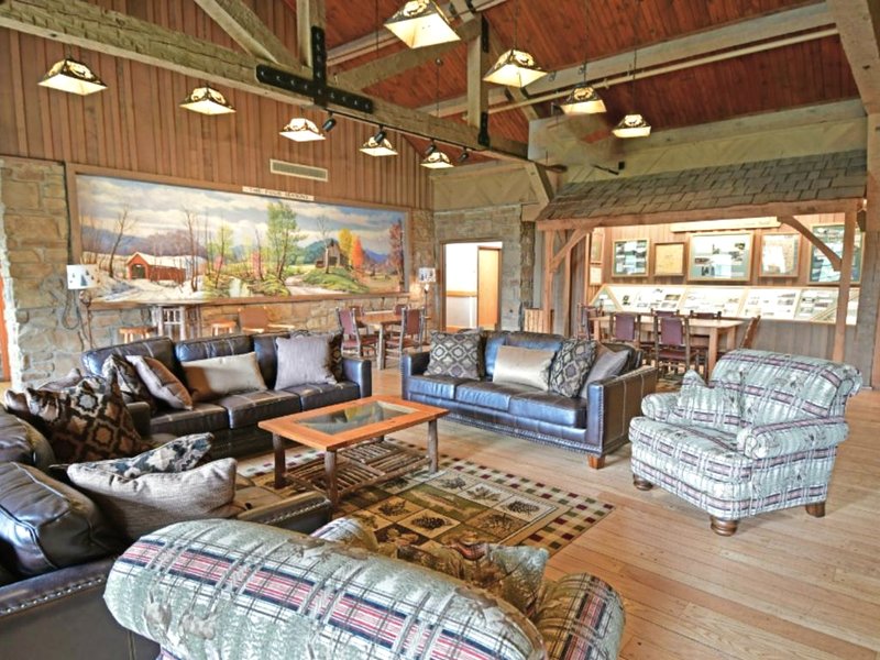 Abe Martin Lodge & Cabinsの写真