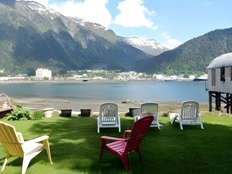 ビーチサイド ヴィラ ラグジュアリー イン (Beachside Villa Luxury Inn)の写真