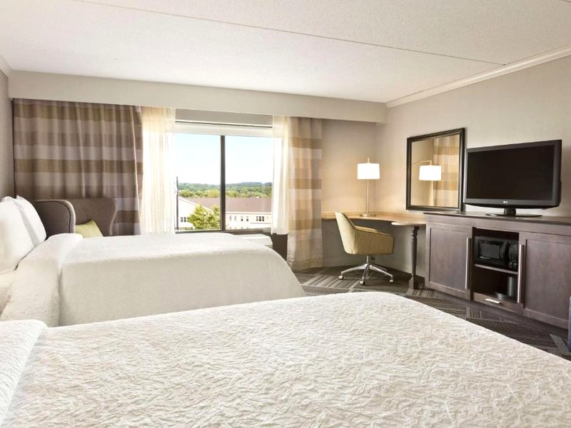 Hampton Inn & Suites Manchester-Bedfordの写真