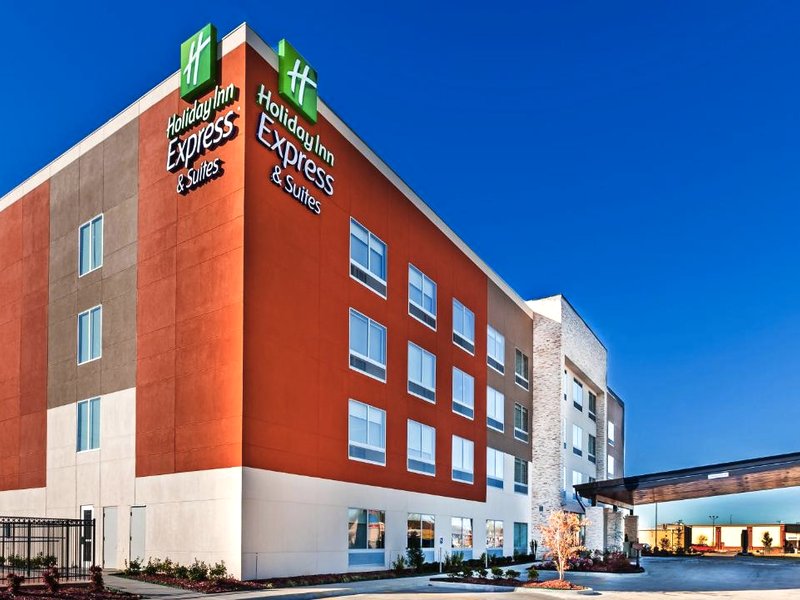 Holiday Inn Express and Suites Tulsa West / Sand Springs By IHGの写真
