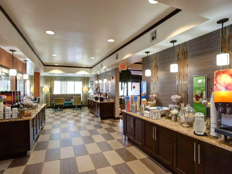 Hampton Inn Tulsa-Sand Springsの写真
