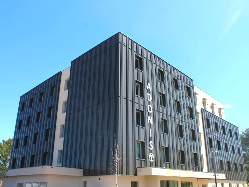 Adonis Le Castelletの写真