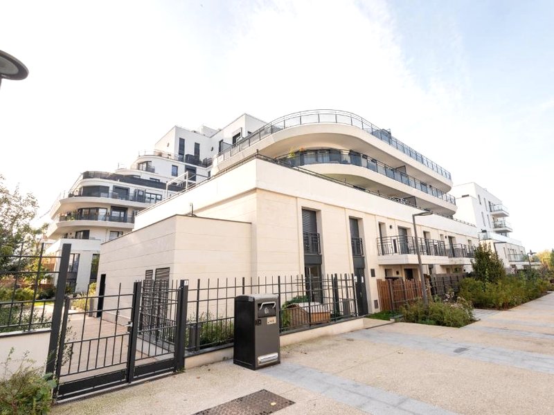 Residence Abraham-Bed&Breakfast Guest Room 2 LaDéfense U-Arena #Parking #Terasse #Fibre #View (Residence Abraham-Bed&Breakfast Guest Room 2 LaDefense U-Arena #Parking #Terasse #Fibre #View)の写真