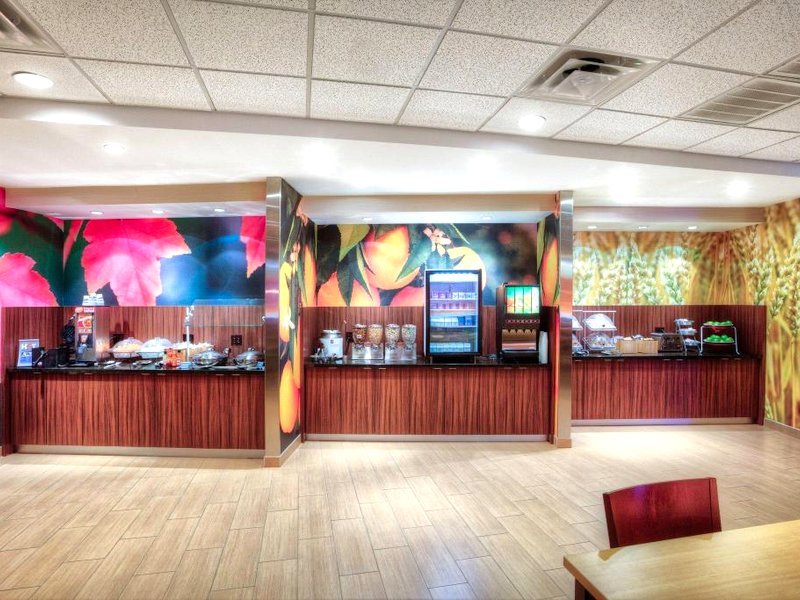 フェアフィールド イン&スイーツ オースティン サンマルコス (Fairfield Inn & Suites Austin San Marcos)の写真