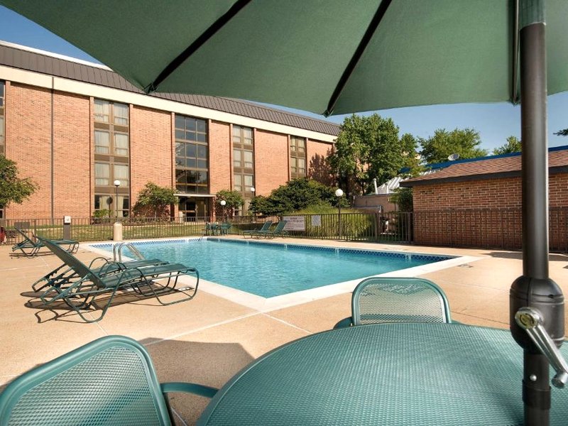 ペア ツリー イン セントルイス エアポート (Pear Tree Inn St Louis Airport)の写真