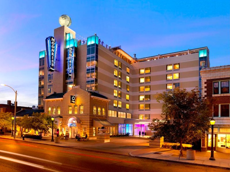 ムーンライズ ホテル (Moonrise Hotel)の写真