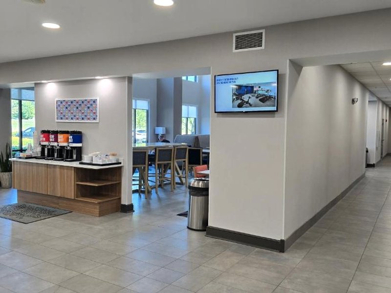 ハンプトン イン&スイーツ シカゴ ディアー パーク (Hampton Inn & Suites Chicago Deer Park)の写真