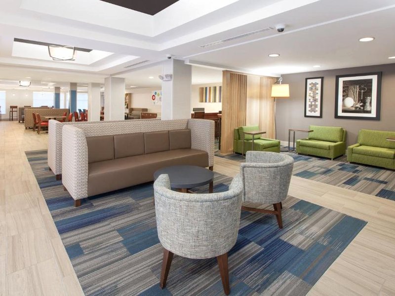 Holiday Inn Express Hotel & Suites Lake Zurich-Barrington By IHGの写真