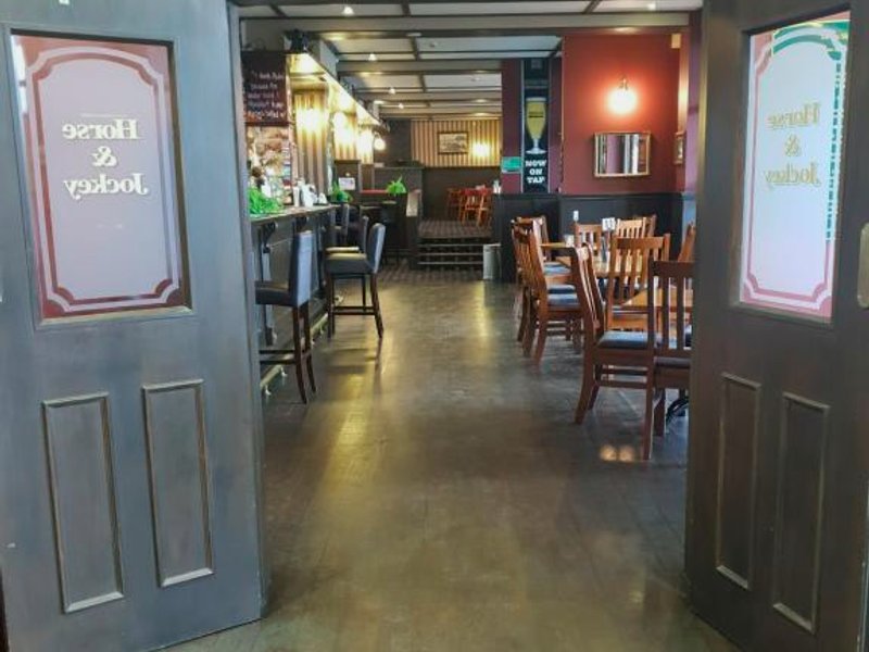 ホース アンド ジョッキー イン (Horse and Jockey Inn)の写真