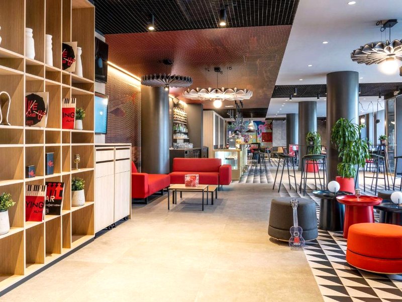 イビス バルセロナ アエロプエルト ビラデカンス ホテル (ibis Barcelona Aeropuerto Viladecans Hotel)の写真