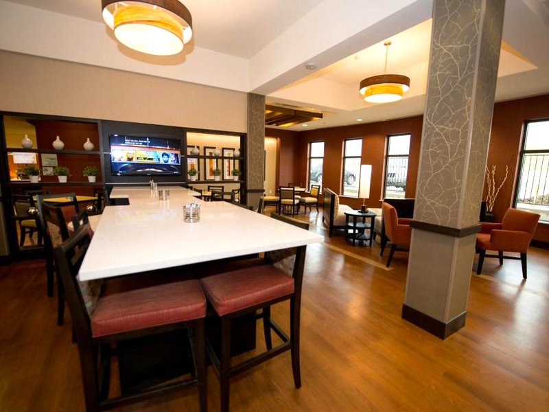 Holiday Inn Express & Suites Denver South - Castle Rock By IHGの写真