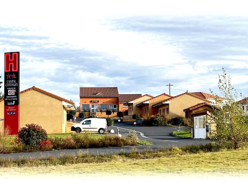 Hotel Cantal Cottagesの写真