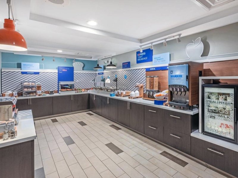 Holiday Inn Express Hotel & Suites Picayune By IHGの写真