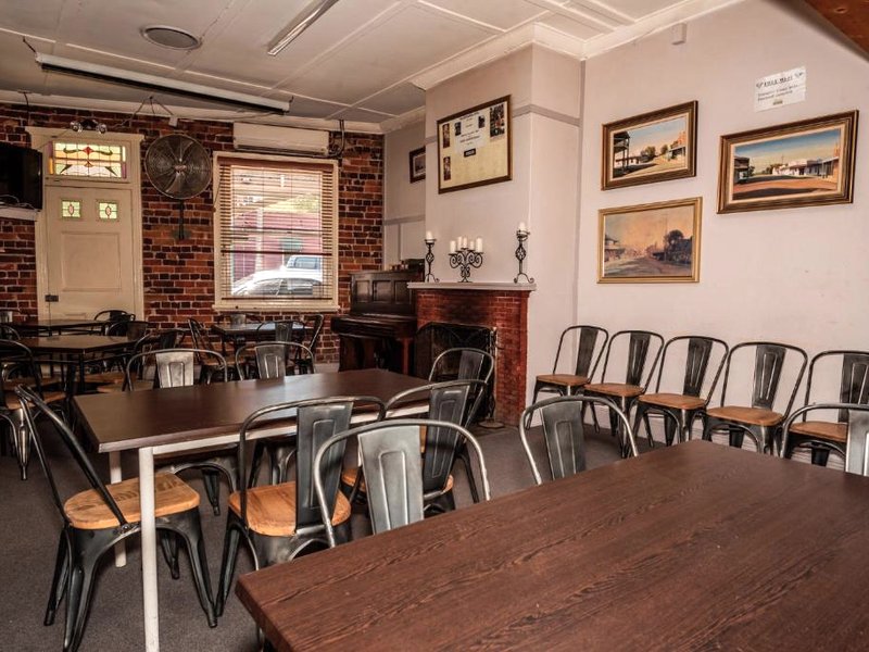 The Centennial Hotel Gulgongの写真