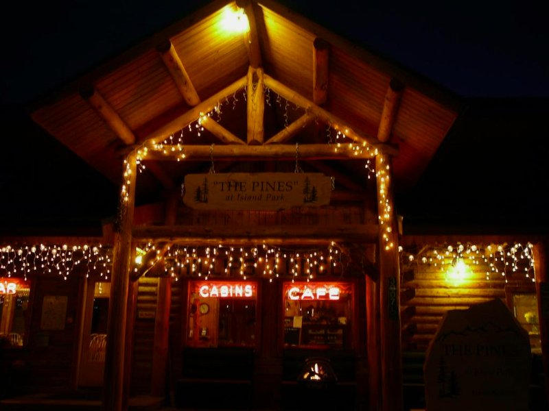 The Pines at Island Parkの写真