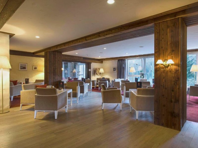 Sunstar Hotel Arosaの写真