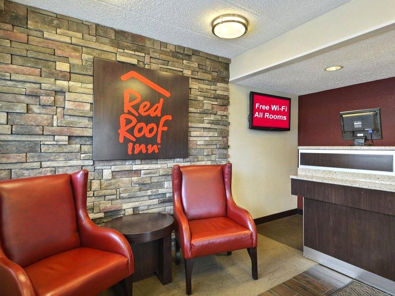 Red Roof Inn Charleston West - Hurricane, WVの写真