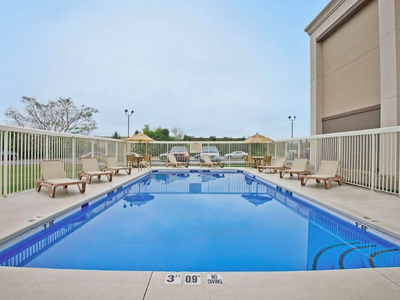 ハンプトン イン ウィンフィールド/テイズ バレー (Hampton Inn Winfield/Teays Valley)の写真