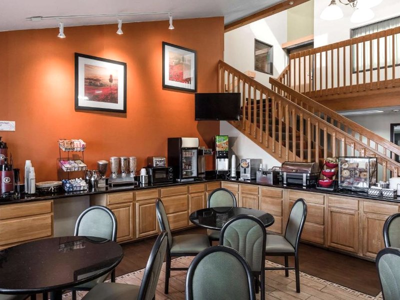 Ramada by Wyndham Platte City KCI Airportの写真