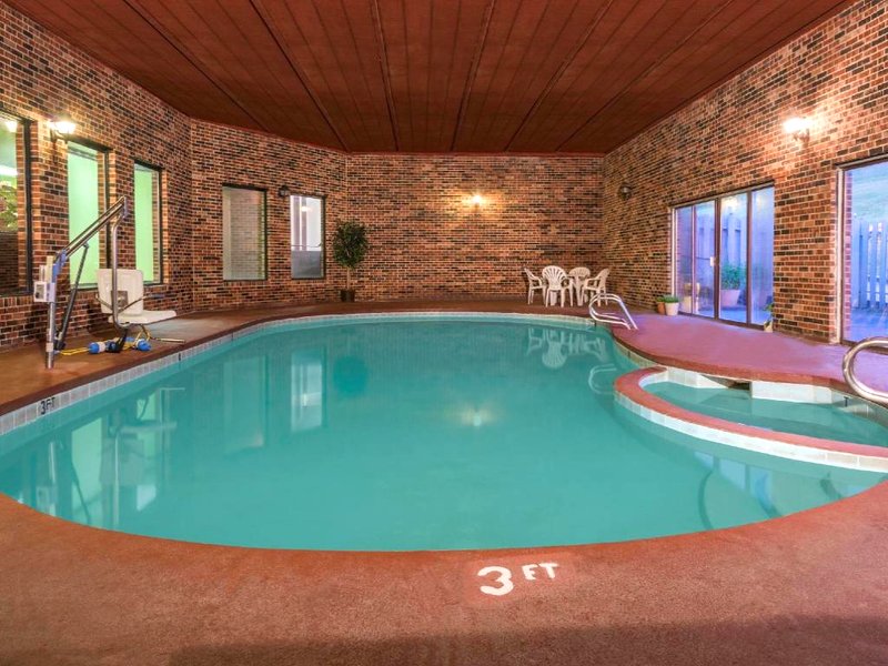 トラベロッジ エアポート プラットシティ (Travelodge by Wyndham Airport Platte City)の写真