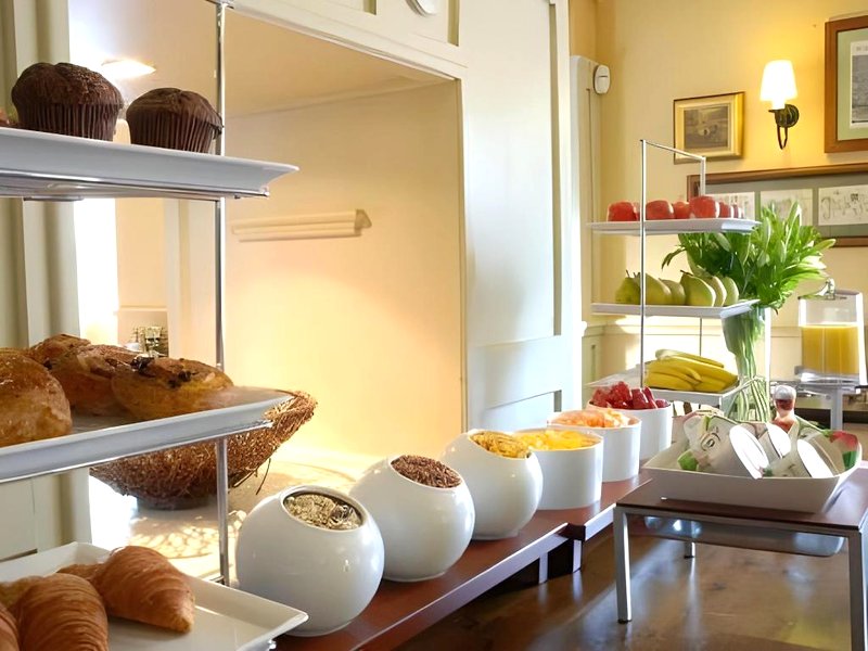 Roebuck by Greene King Innsの写真