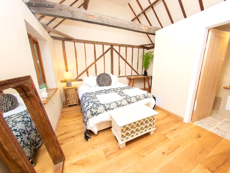 Trading Boundariesの写真