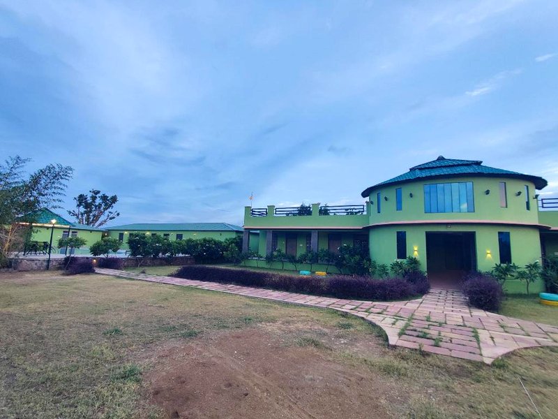 GREEN VALLEY SARISKAの写真