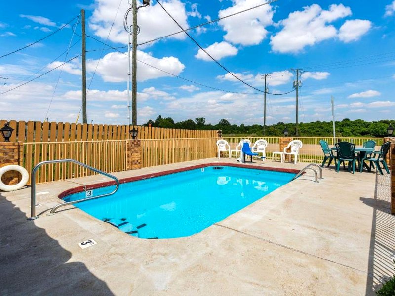Econo Lodge & Suites Brinkleyの写真