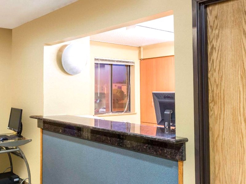 スーパー 8 バイ ウインダム フランクリン ミドルタウン エリア (Super 8 By Wyndham Franklin/Middletown Area)の写真