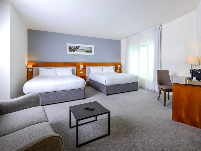 The Ellisonの写真