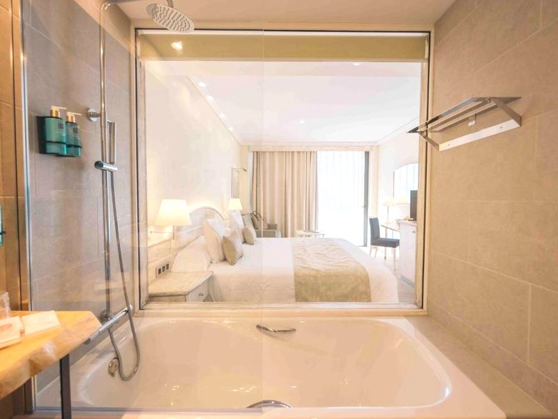 Hotel Port Salins by Pierre & Vacancesの写真