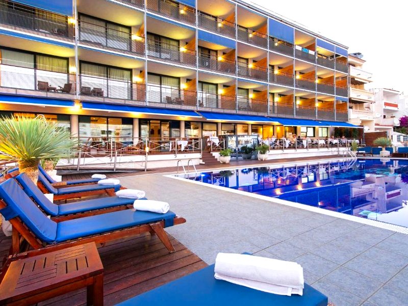 Hotel Port Salins by Pierre & Vacancesの写真