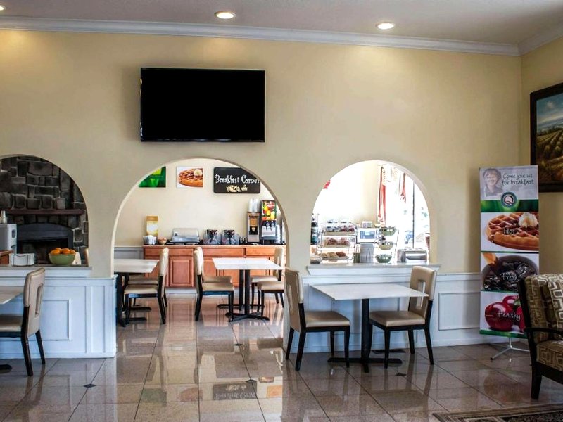 クオリティ イン & スイーツ ファイフ シアトル (Quality Inn & Suites Fife Seattle)の写真