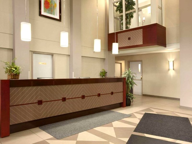 Travelodge by Wyndham Oshawa Whitbyの写真