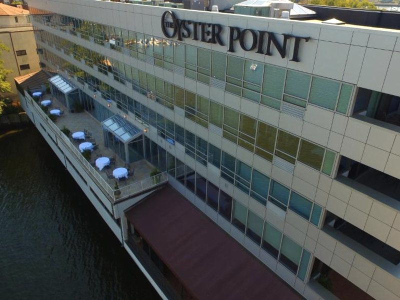 Oyster Point Hotelの写真