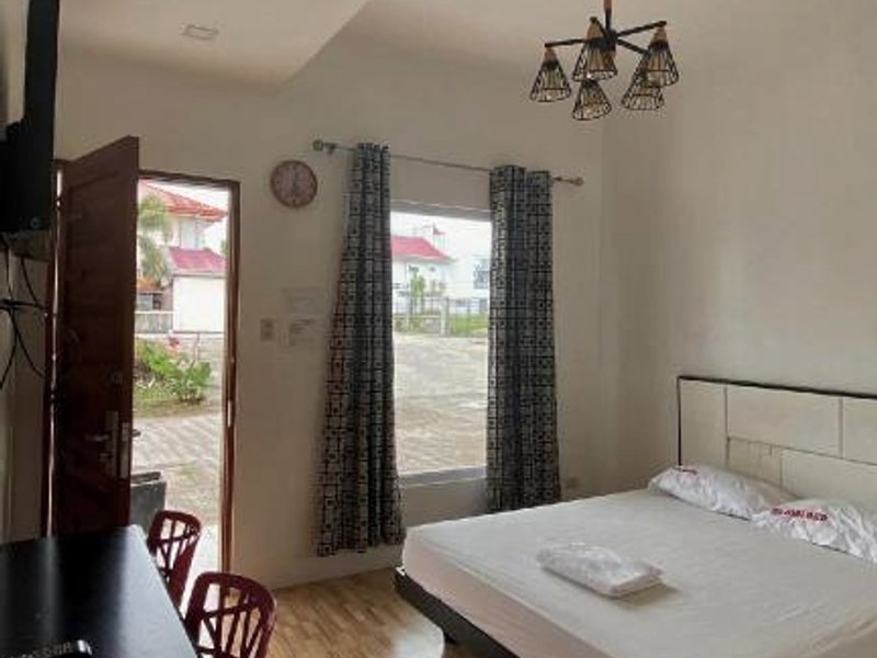 クエゾン プレミア ホテル カンデラリア (Quezon Premier Hotel - Candelaria)の写真