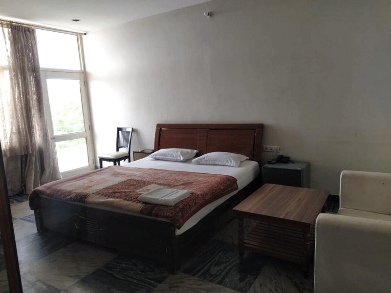 Antariksha Hotels & Resorts, Neem Ka Thanaの写真