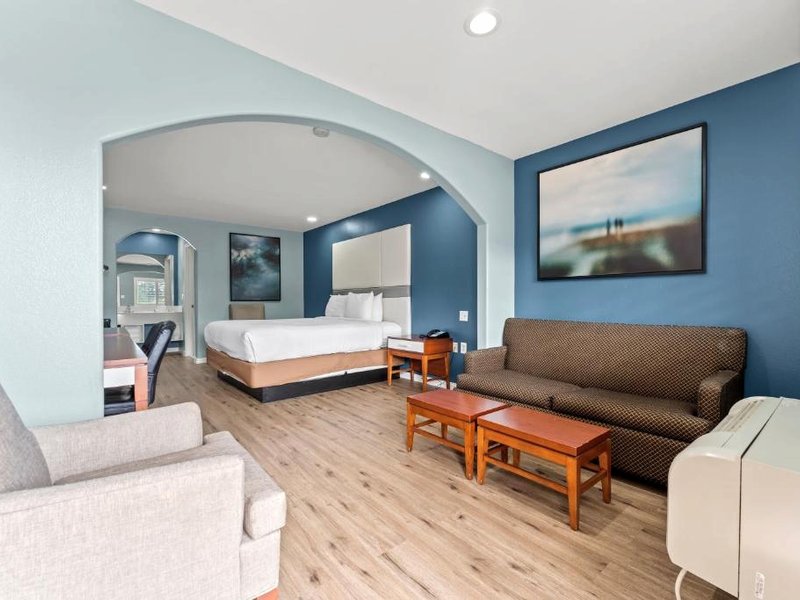 エグゼクティブ イン＆スイーツ マグノリア (Executive Inn & Suites Magnolia)の写真