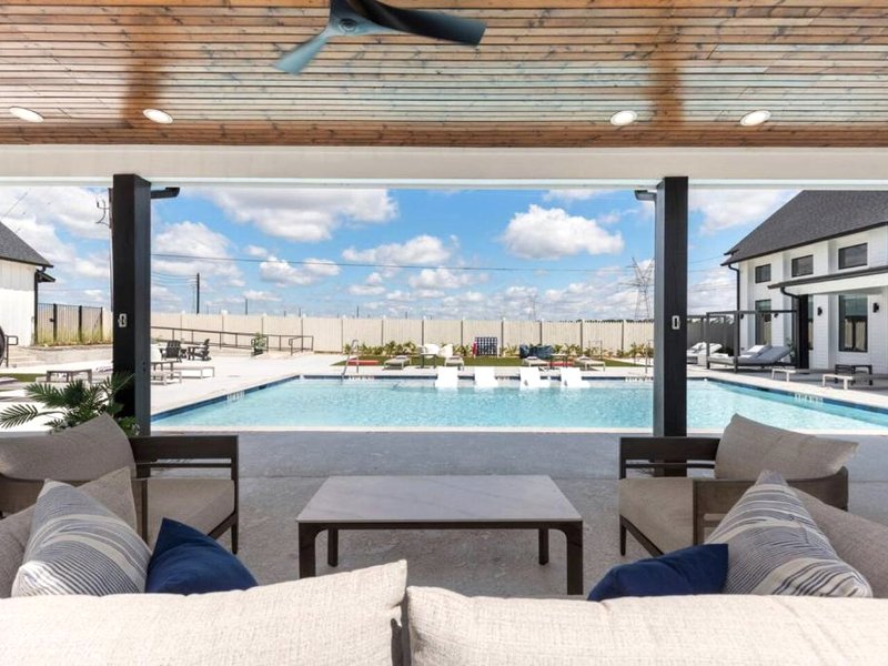 Modern Magnolia Cottage Pool and Gym Accessの写真