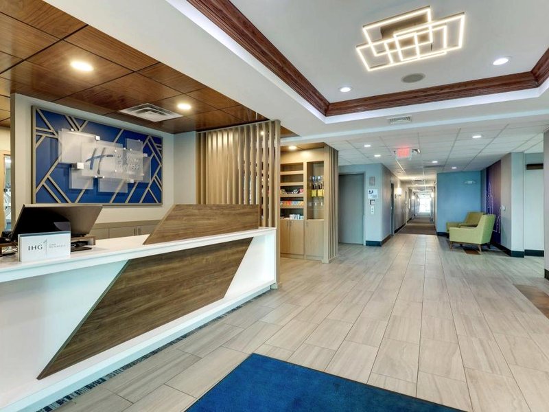 Holiday Inn Express Hotel & Suites Richmond By IHGの写真
